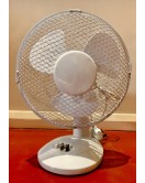Oscillating 9Inch Desk Fan (White)